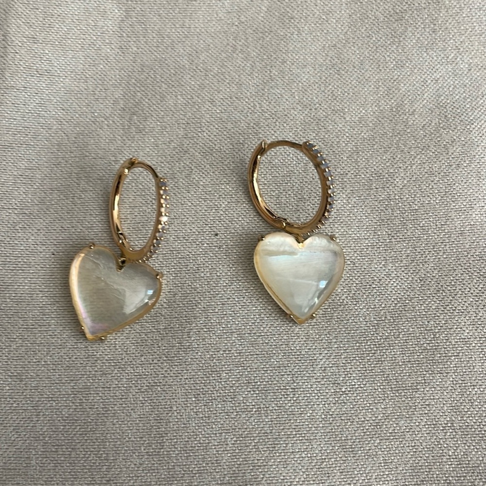 BaubleBar Calandra Heart Drop Earrings